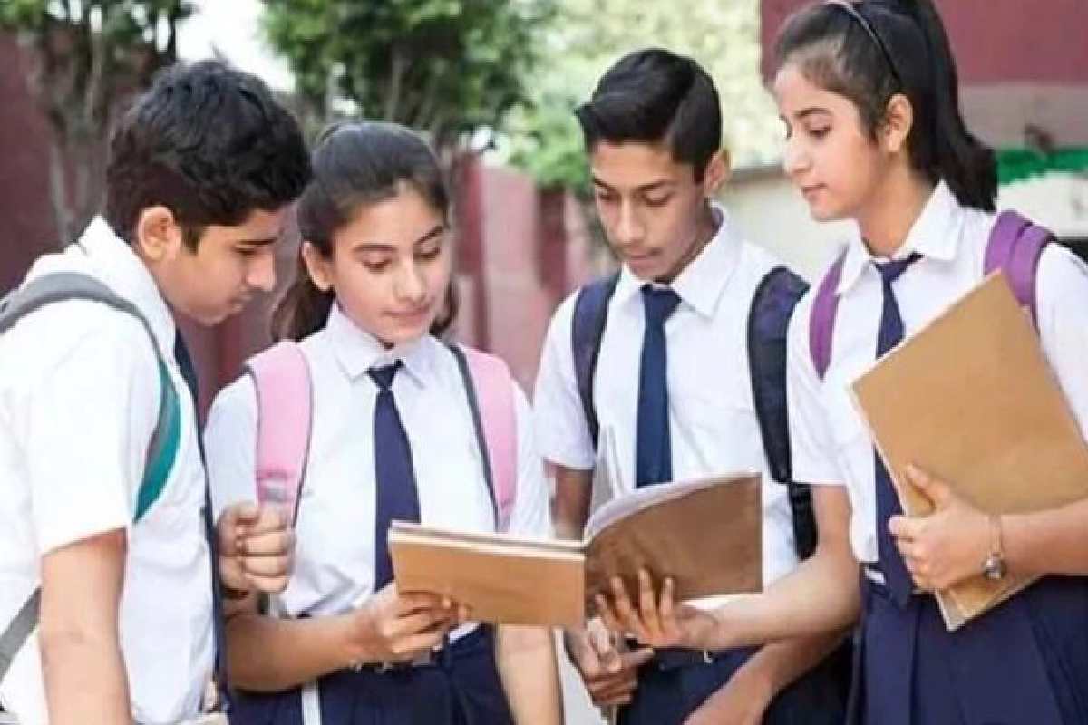 Scholarship : छात्रों के पास हर साल 12 हजार पाने का मौका, रजिस्ट्रेशन की लास्ट डेट 10 दिन के लिए बढ़ी